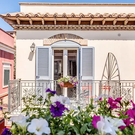 Aurelia Vatican Aparthotel 4*