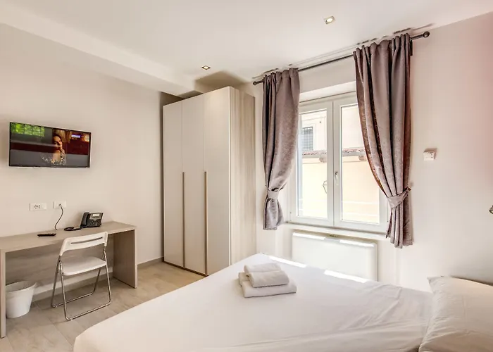 Aurelia Vatican Aparthotel 4*