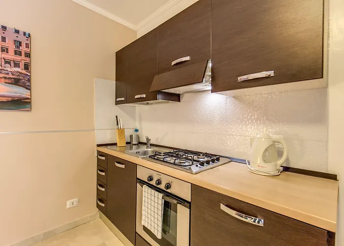 Aurelia Vatican 4* Rome