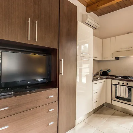 Aurelia Vatican Apartmanhotel 4*