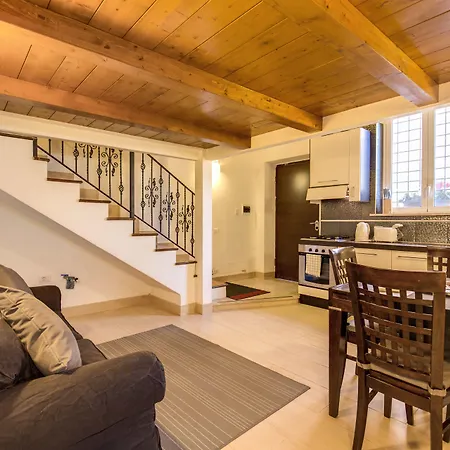 Aurelia Vatican Apartmanhotel 4*